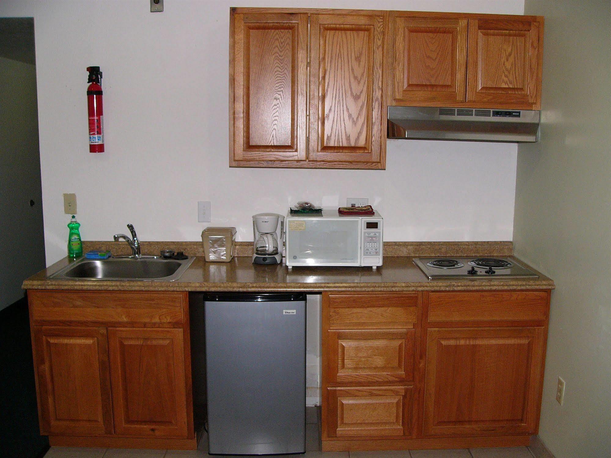 Oyster Bay Inn & Suites Bremerton Εξωτερικό φωτογραφία